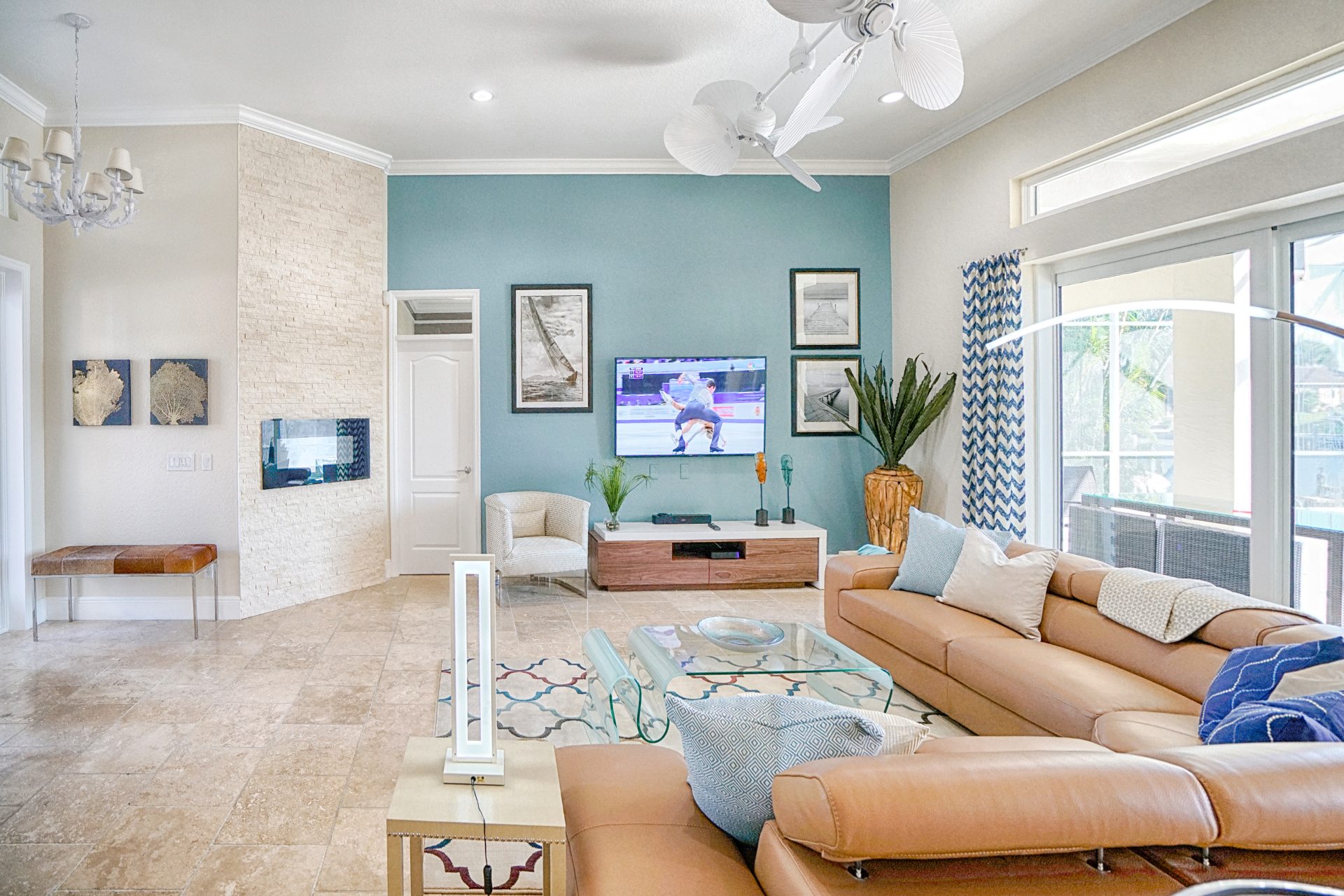 Living room in Florida